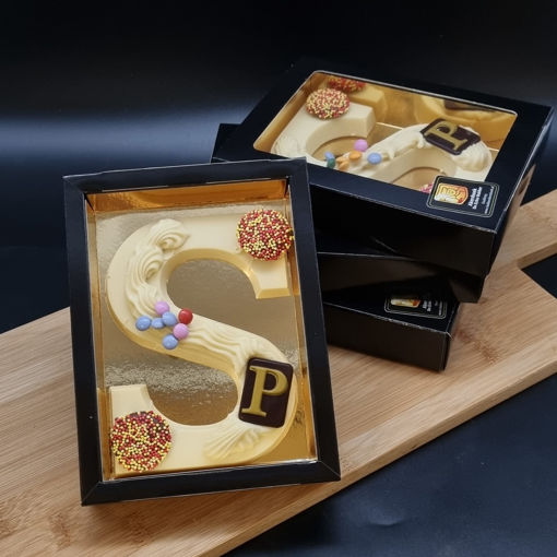 Afbeelding van Chocolade letter wit klein S