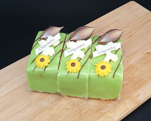 Afbeelding van Marsepeincake gebakje Moederdag