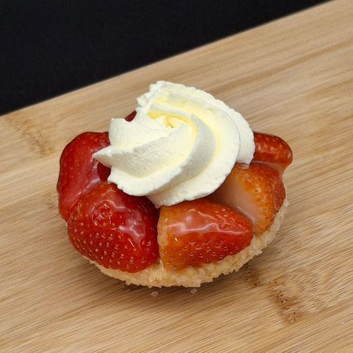 Afbeelding van Aardbei schelpje met slagroom