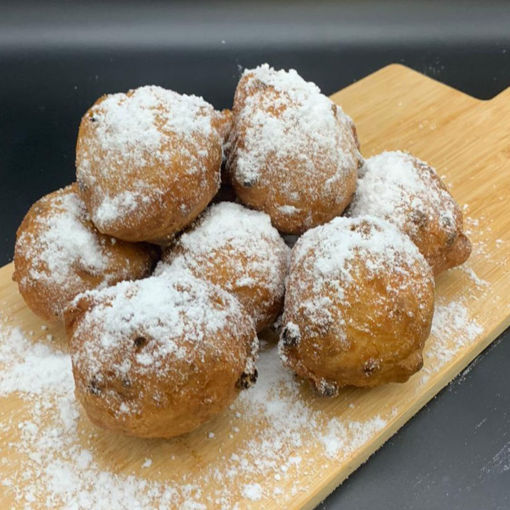 Afbeelding van 10 Oliebollen zonder rozijnen (+ 1 gratis)